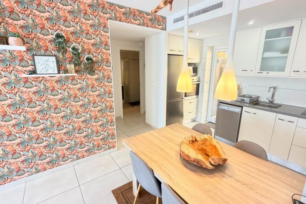 Vakker sørvendt leilighet på bakkeplan med privat hage og resort‑fasiliteter – Torrevieja