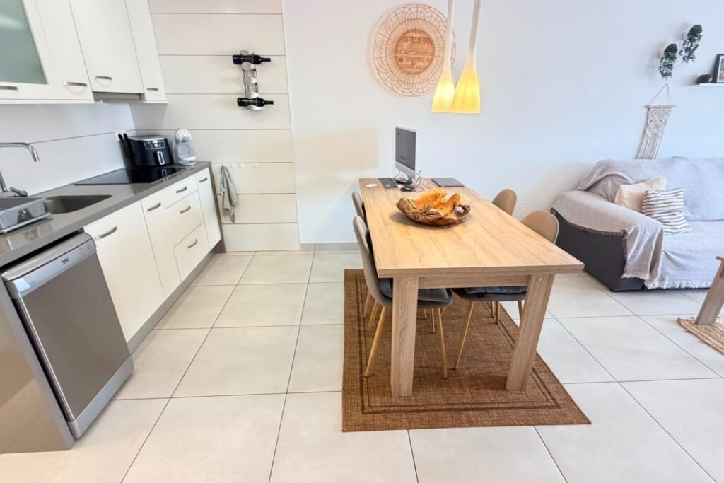 Vakker sørvendt leilighet på bakkeplan med privat hage og resort‑fasiliteter – Torrevieja