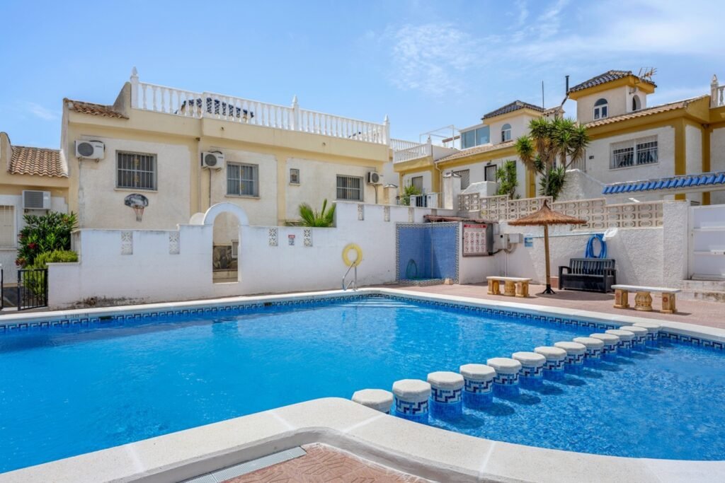 Szeregowiec – Rojales – 209 000 EUR