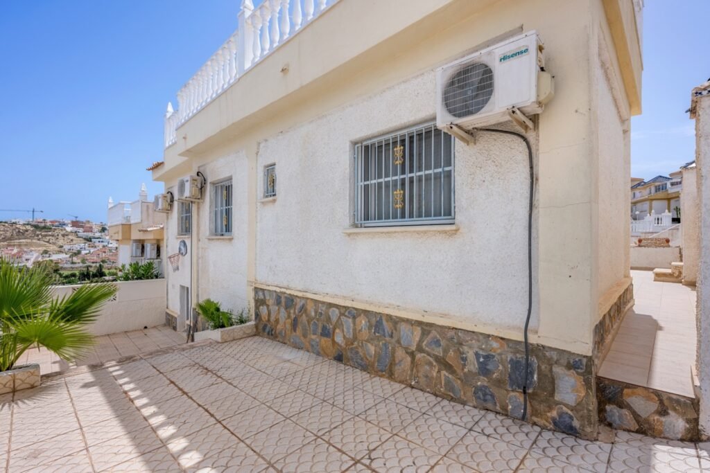 Szeregowiec – Rojales – 209 000 EUR