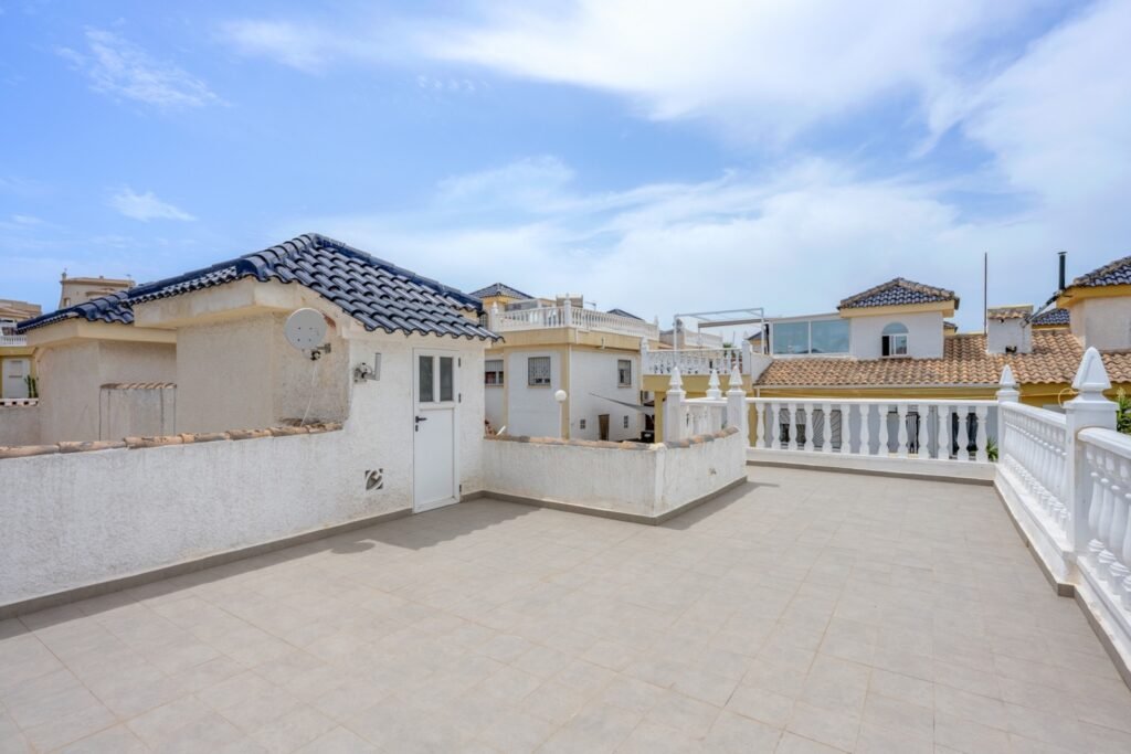Szeregowiec – Rojales – 209 000 EUR