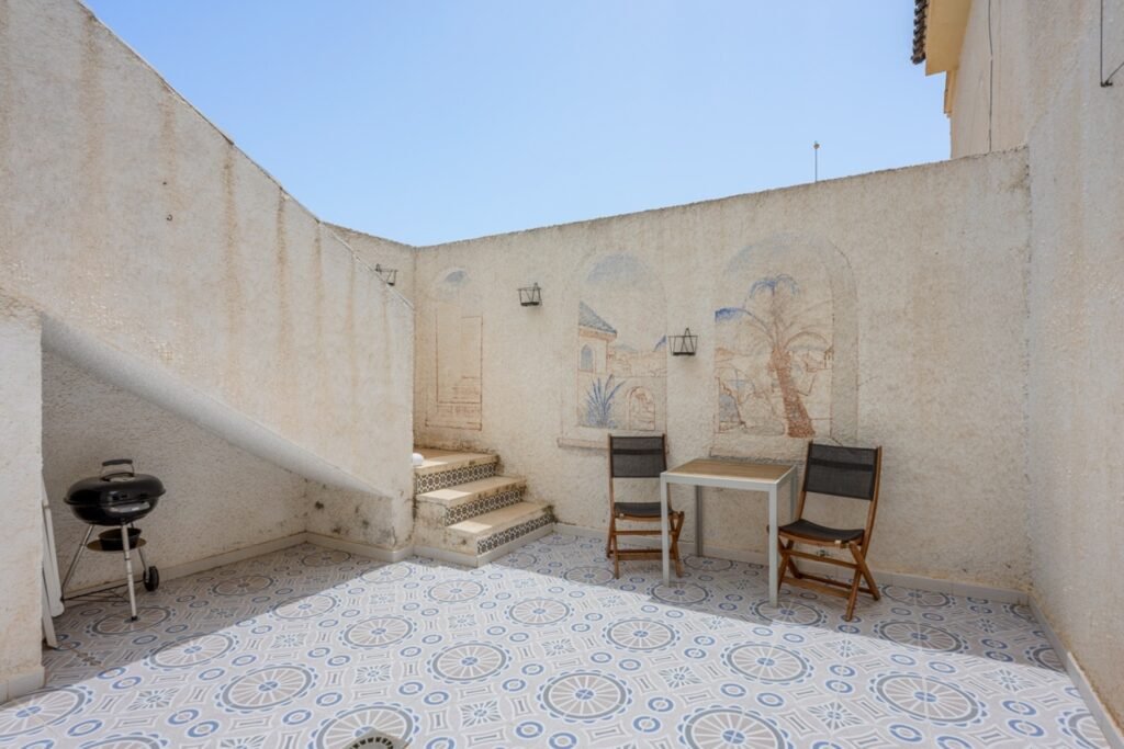 Szeregowiec – Rojales – 209 000 EUR