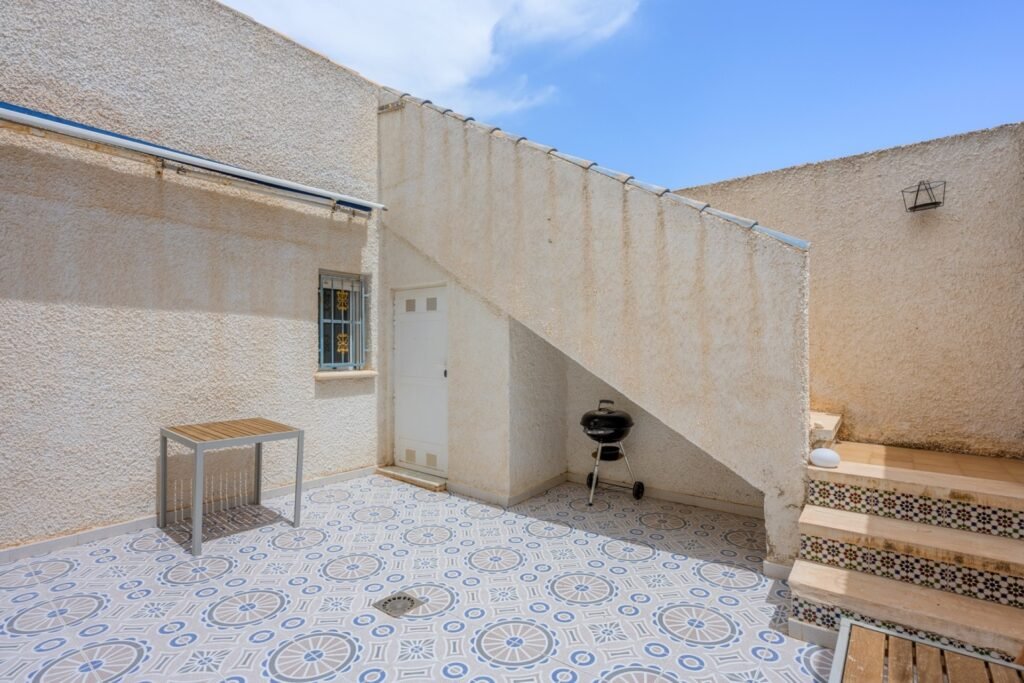 Szeregowiec – Rojales – 209 000 EUR
