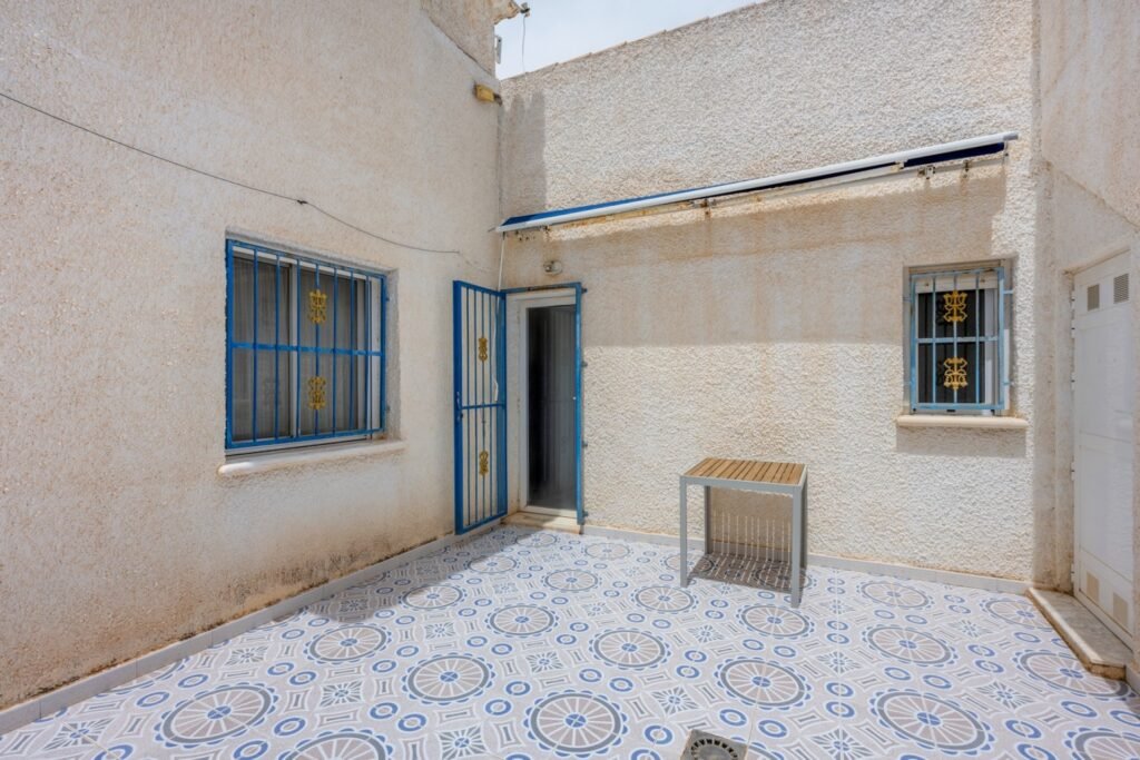 Szeregowiec – Rojales – 209 000 EUR