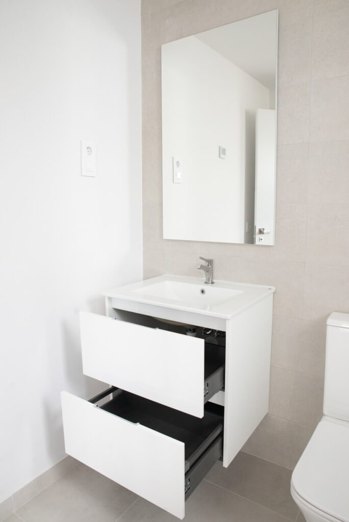 Maison neuve prête à vivre avec jardin privé à Busot – près d'Alicante et des plages