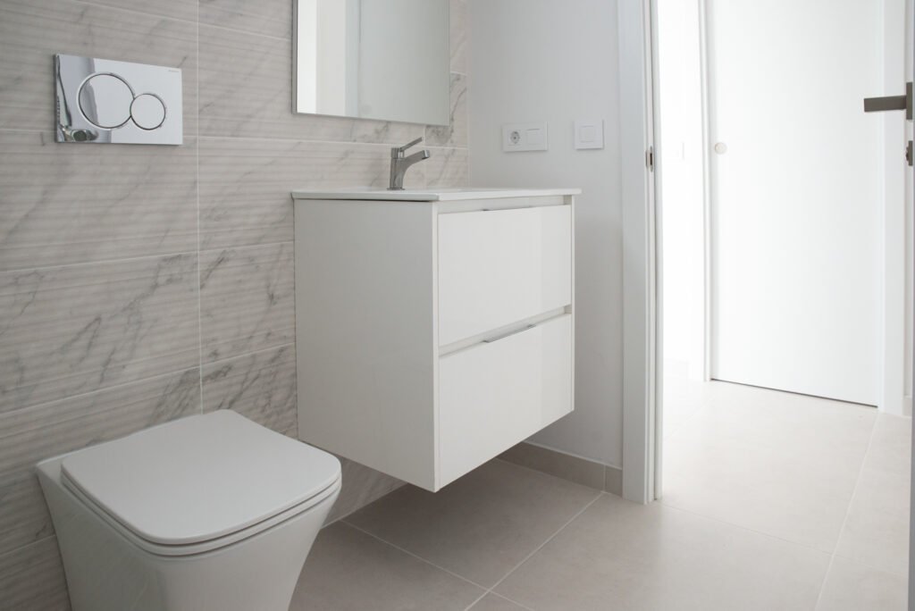 Maison neuve prête à vivre avec jardin privé à Busot – près d'Alicante et des plages