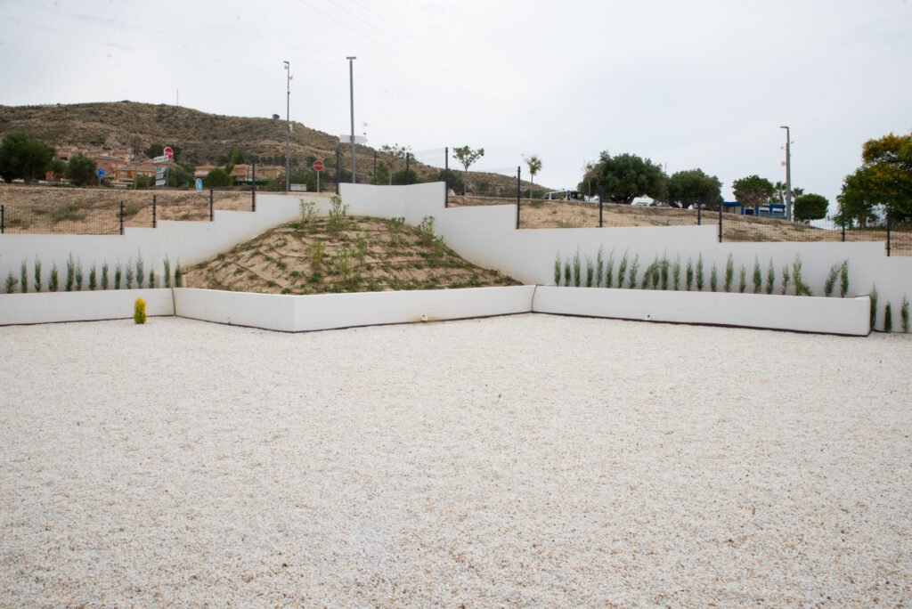 Maison neuve prête à vivre avec jardin privé à Busot – près d'Alicante et des plages