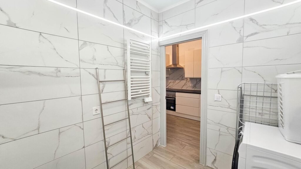 Single-level renovated terraced house
