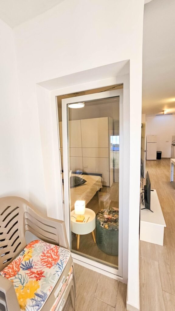 Single-level renovated terraced house