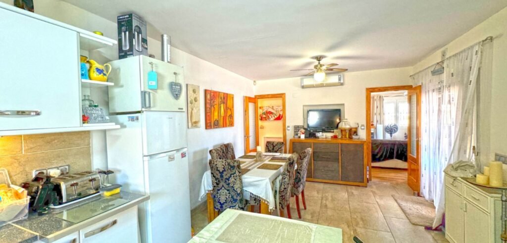 Ylellinen villa rauhallisella tontilla, Torrevieja