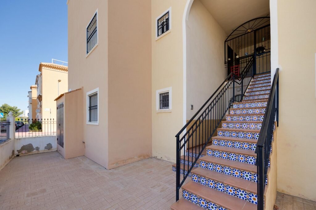 Bungalow - Torrevieja - 149900 EUR