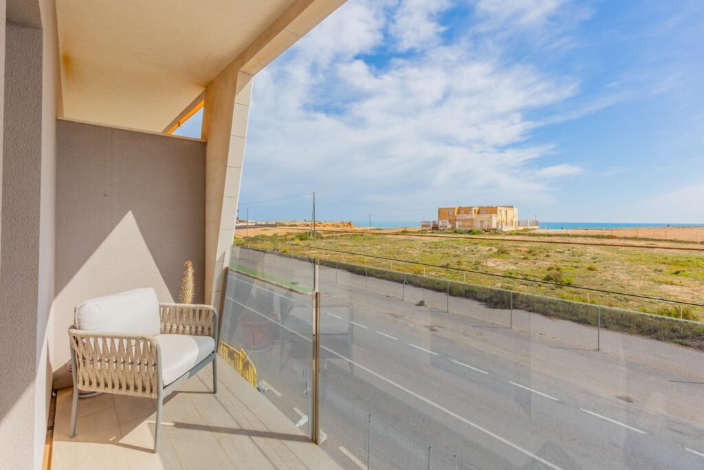Stunning apartment with parking and pool