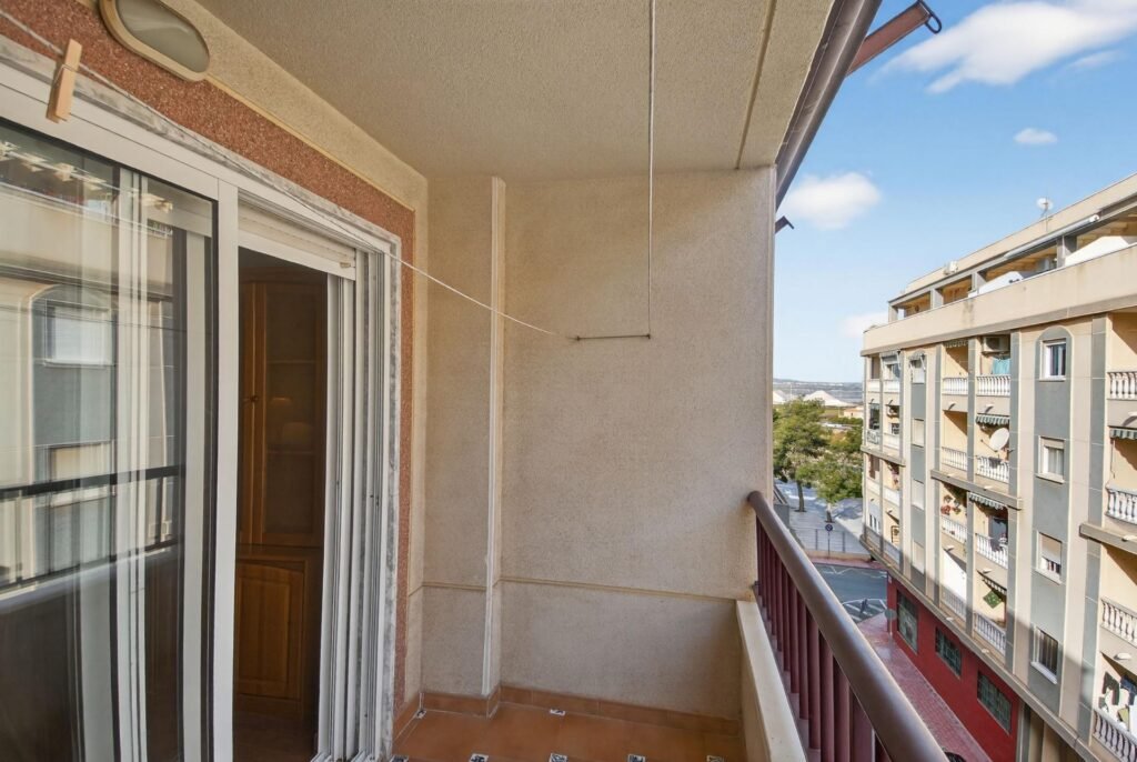 Asunto myynnissä Torreviejassa