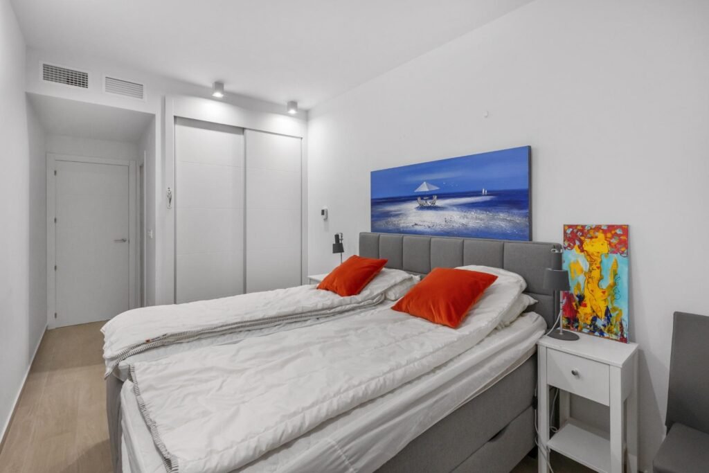 Stunning apartment with parking and pool