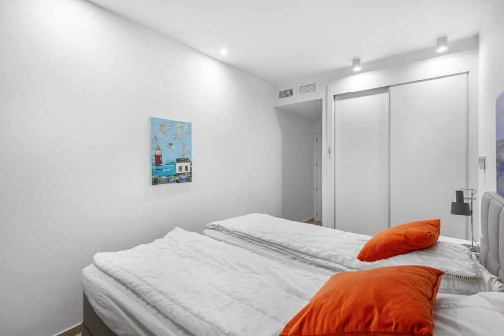 Stunning apartment with parking and pool