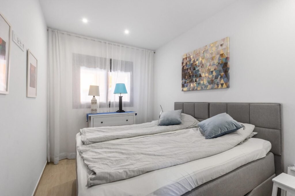 Stunning apartment with parking and pool