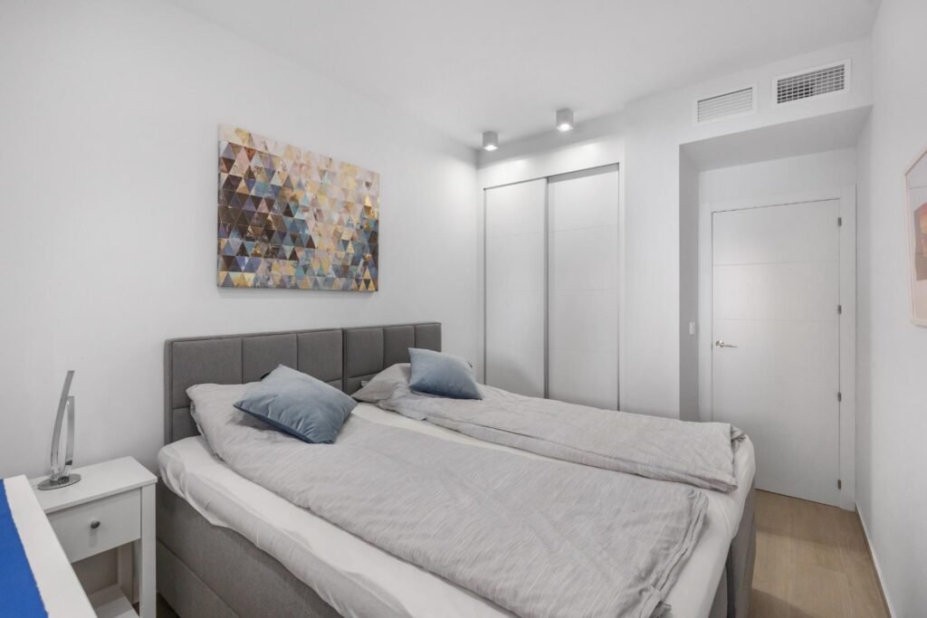 Stunning apartment with parking and pool