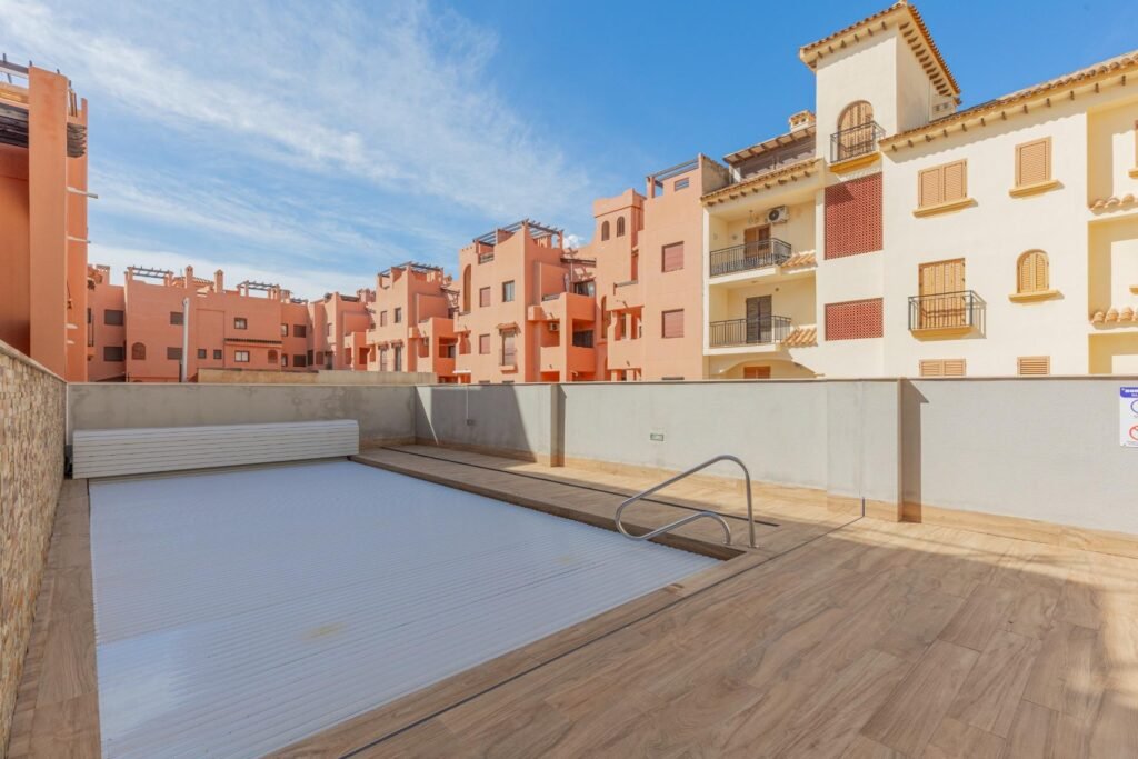 Stunning apartment with parking and pool