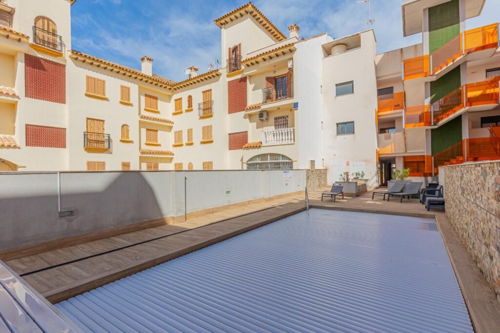 Stunning apartment with parking and pool