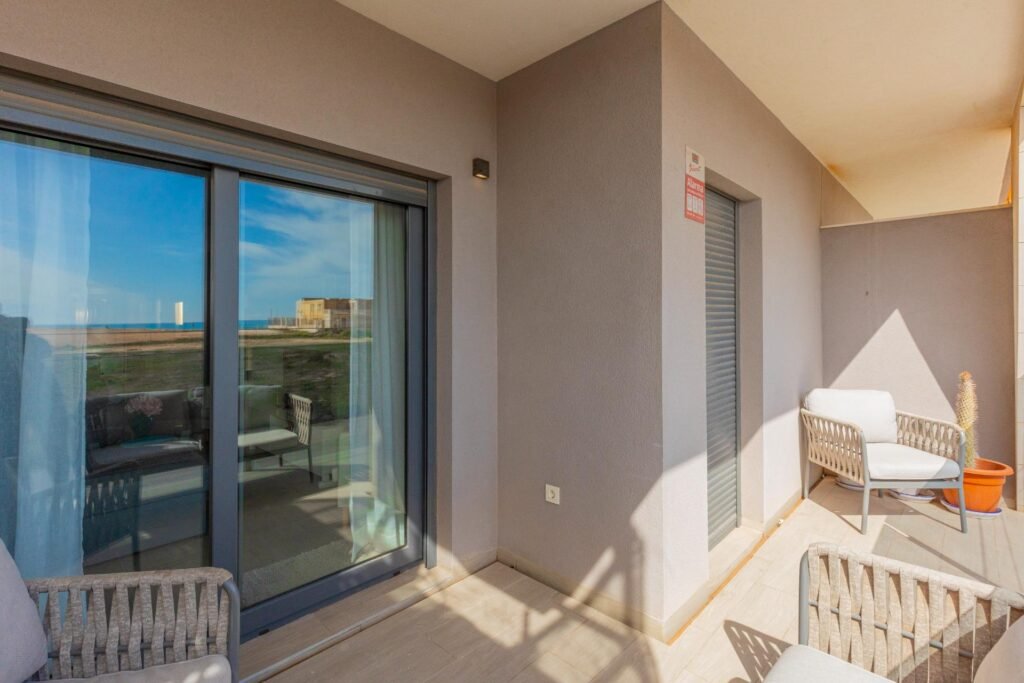 Stunning apartment with parking and pool