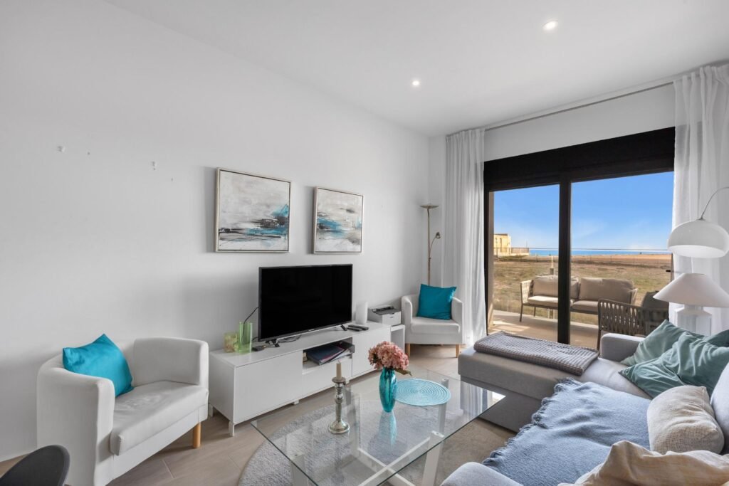 Stunning apartment with parking and pool