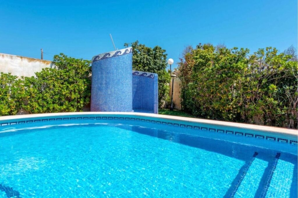 Exclusiva Villa de Lujo en Primera Línea – Molino Blanco, La Mata