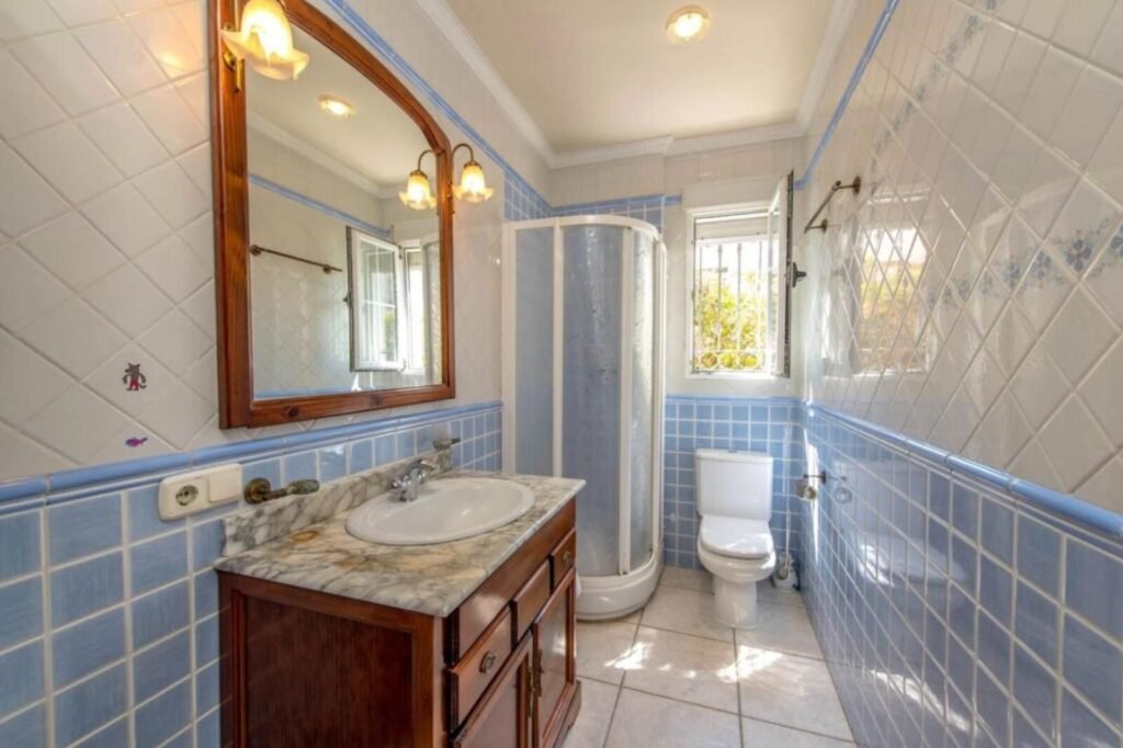 Exclusiva Villa de Lujo en Primera Línea – Molino Blanco, La Mata