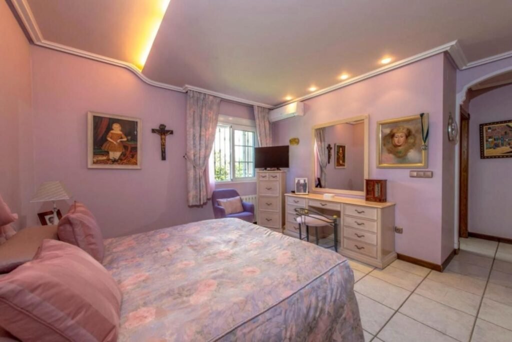 Exclusiva Villa de Lujo en Primera Línea – Molino Blanco, La Mata