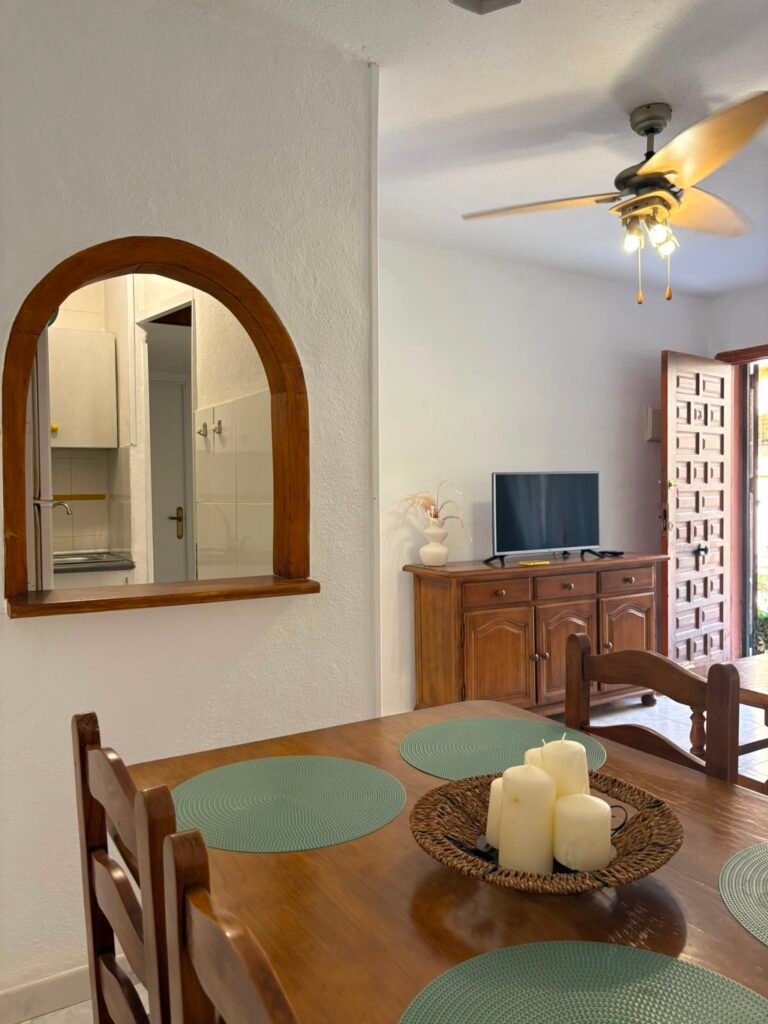 Affordable ground-floor apartment in La Veleta