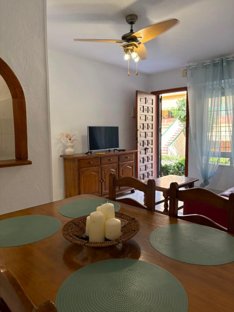 Affordable ground-floor apartment in La Veleta