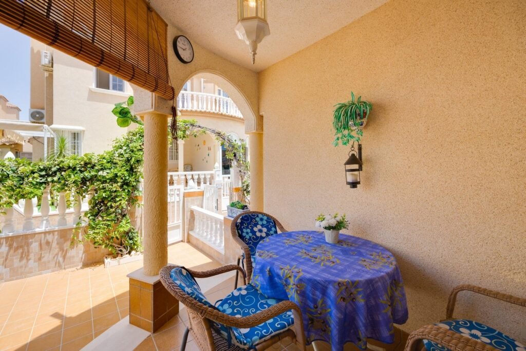 Viehättävä Asunto, Orihuela-Costa