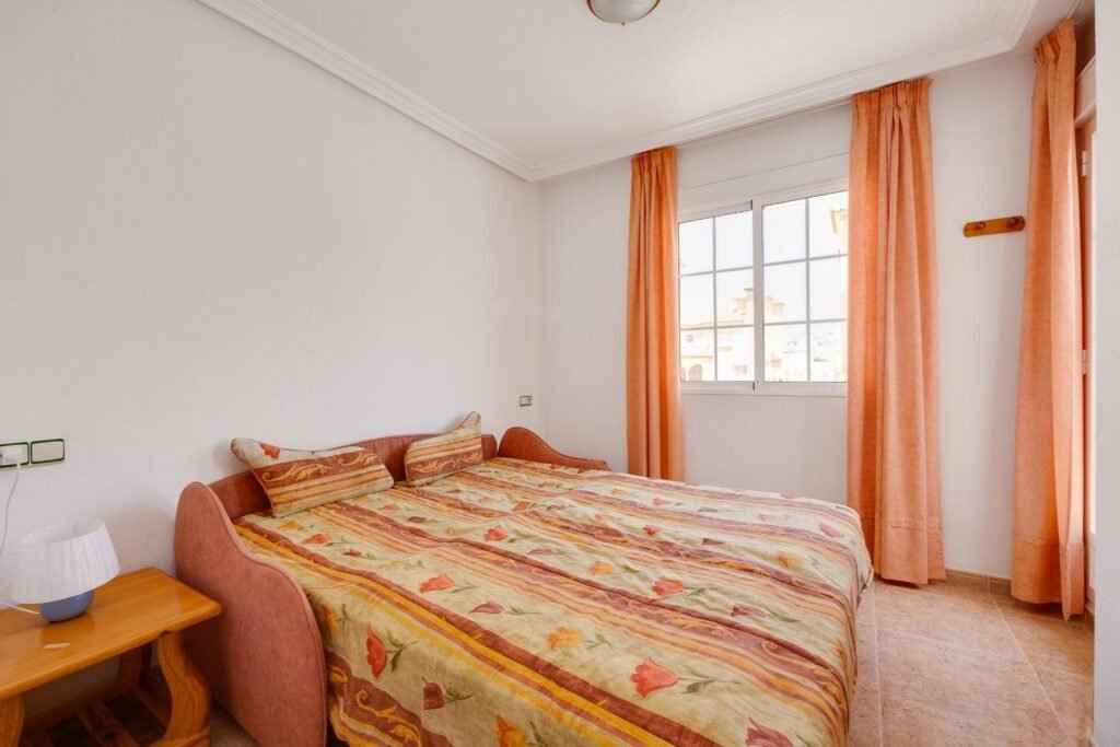 Viehättävä Asunto, Orihuela-Costa