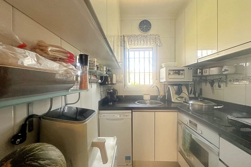 Bungalow na piętrze z widokiem na basen