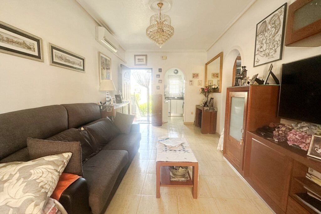 Bungalow na piętrze z widokiem na basen