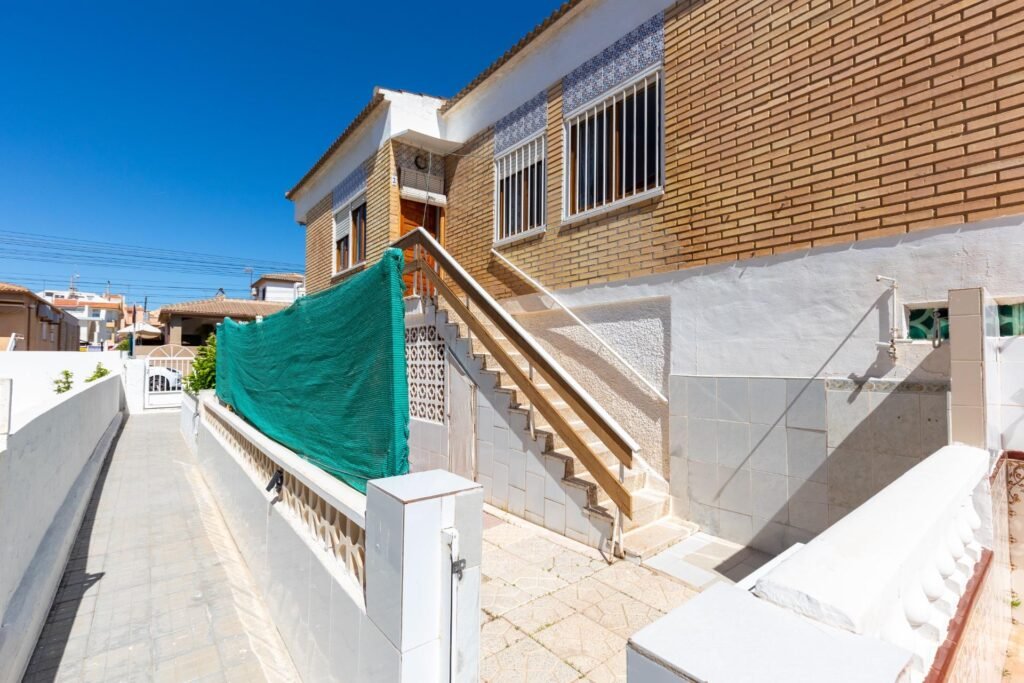 Bungalow - Torrevieja - 190000 EUR