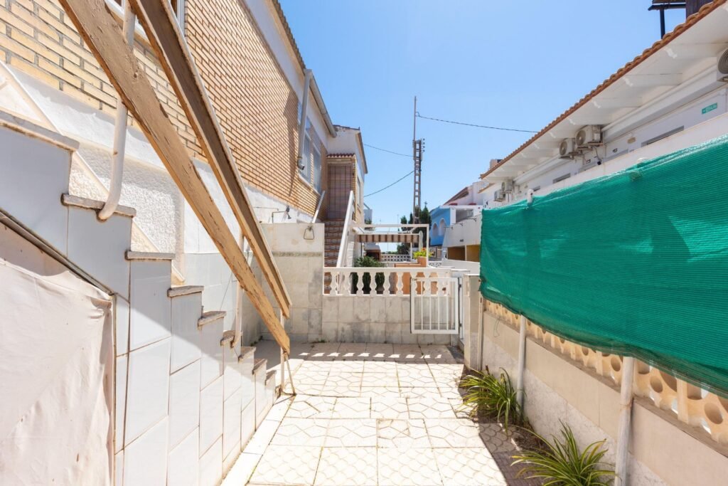 Bungalow - Torrevieja - 190000 EUR