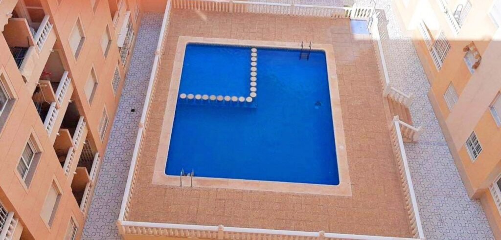 5th-floor penthouse, Torrevieja