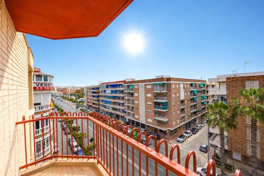 Šviesus penthouse su dviem terasomis