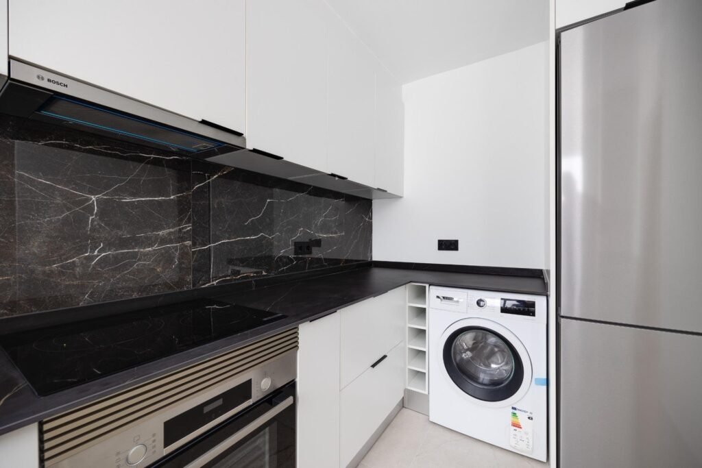 Šviesus penthouse su dviem terasomis