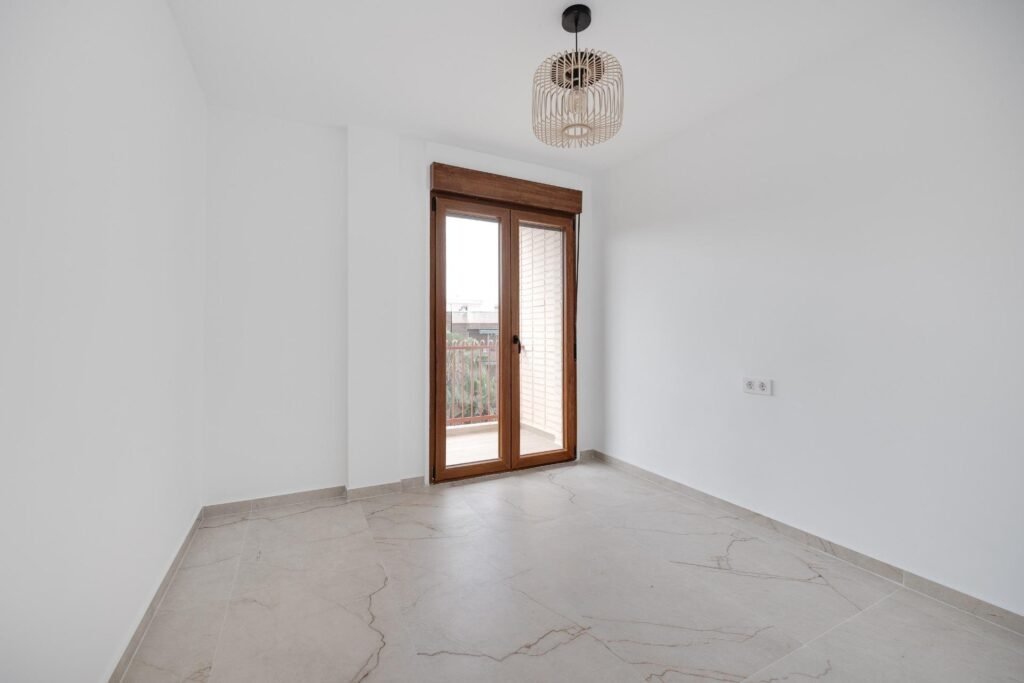 Šviesus penthouse su dviem terasomis