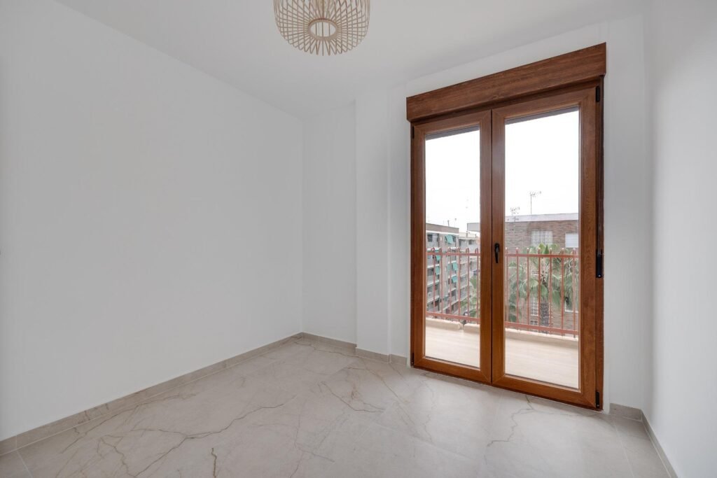 Šviesus penthouse su dviem terasomis