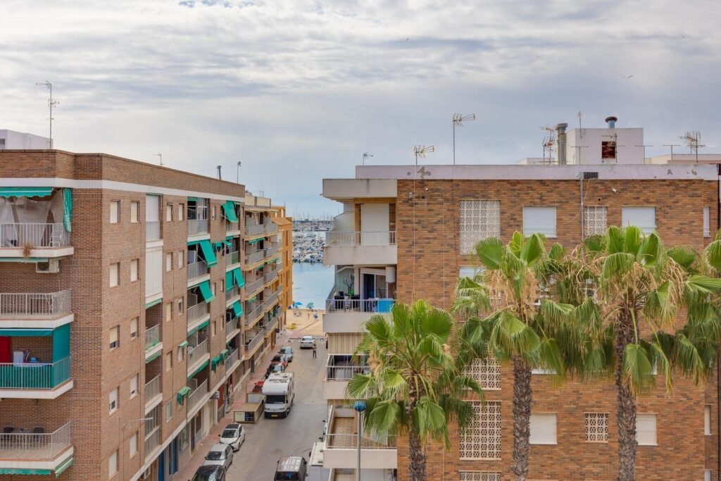 Šviesus penthouse su dviem terasomis