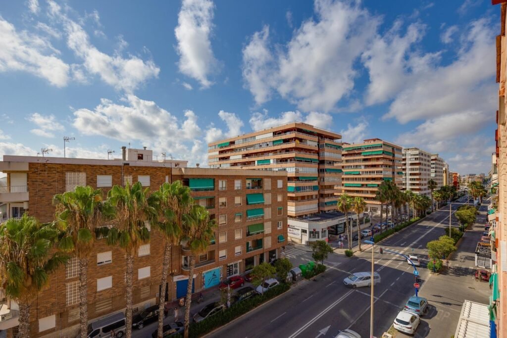 Šviesus penthouse su dviem terasomis