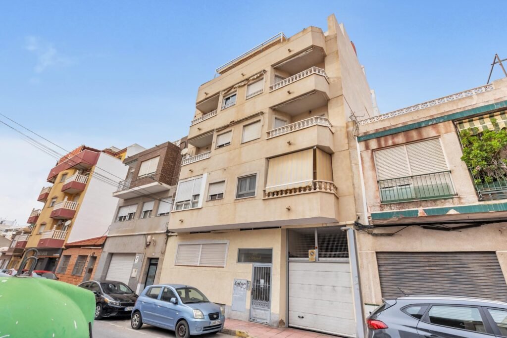 Przestronne mieszkanie w Torrevieja