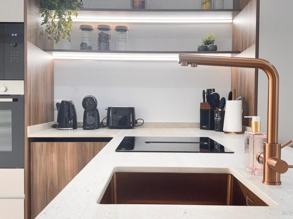 Un chez-soi avec un espace extérieur – Acequion