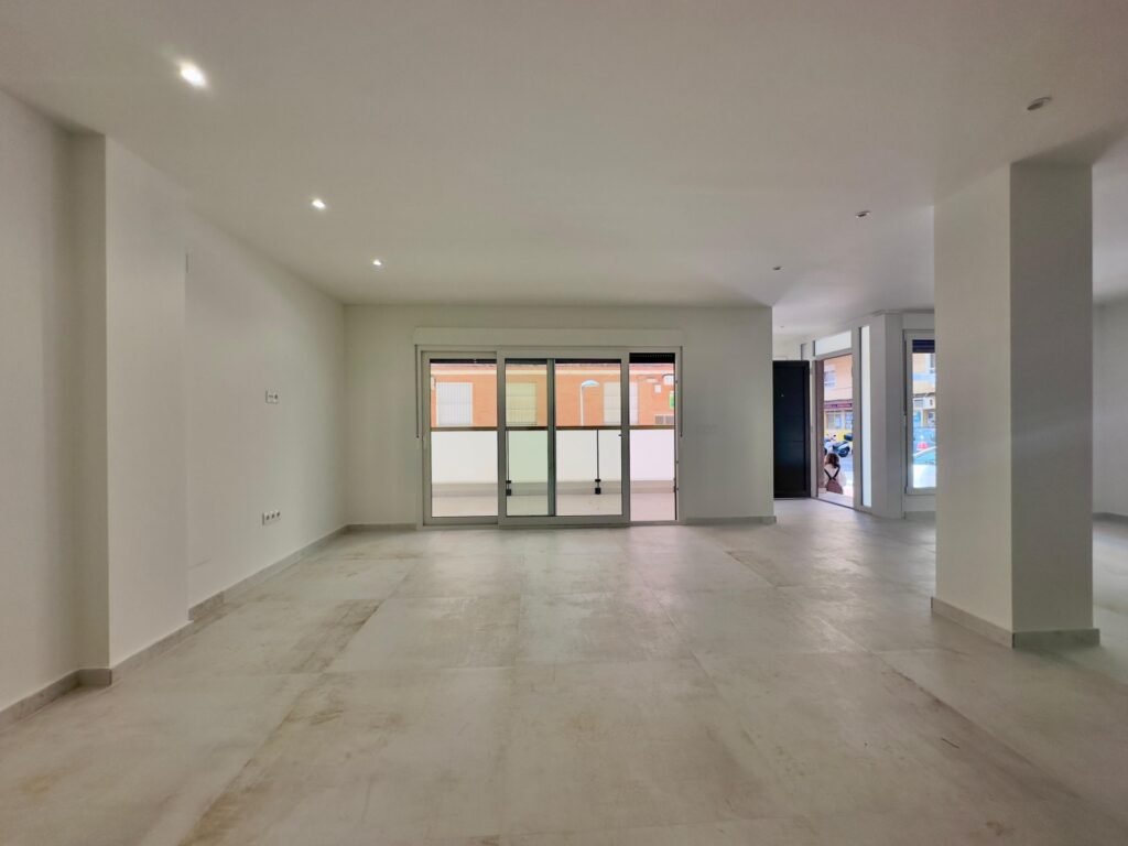Appartement d'angle rénové à Torrevieja
