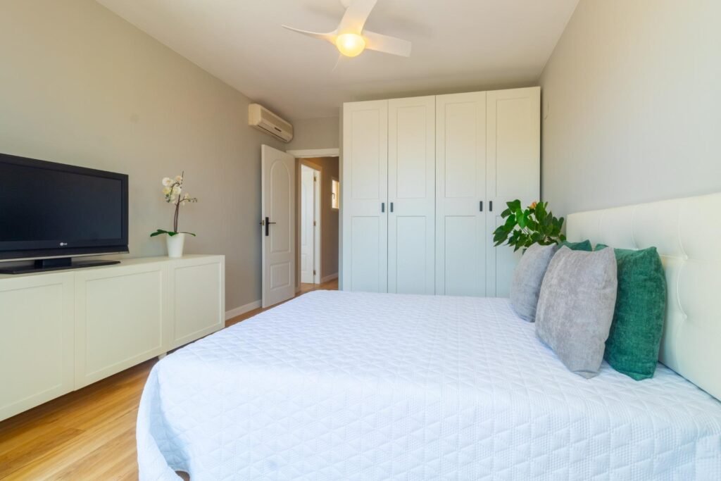 Gerenoveerde rijwoning met tuin in Los Altos