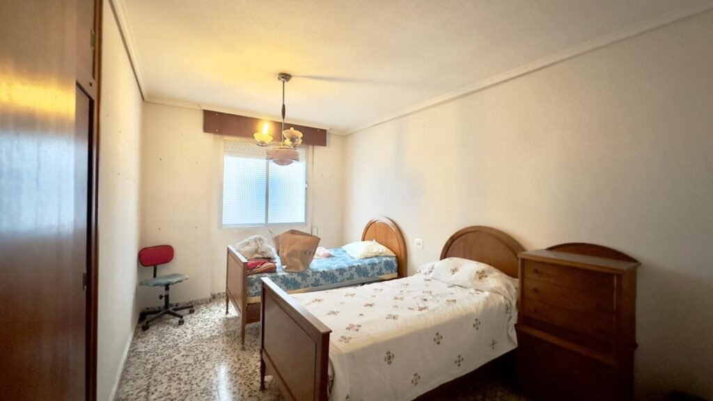 Mājoklis remontam pēc savām vēlmēm – Torrevieja