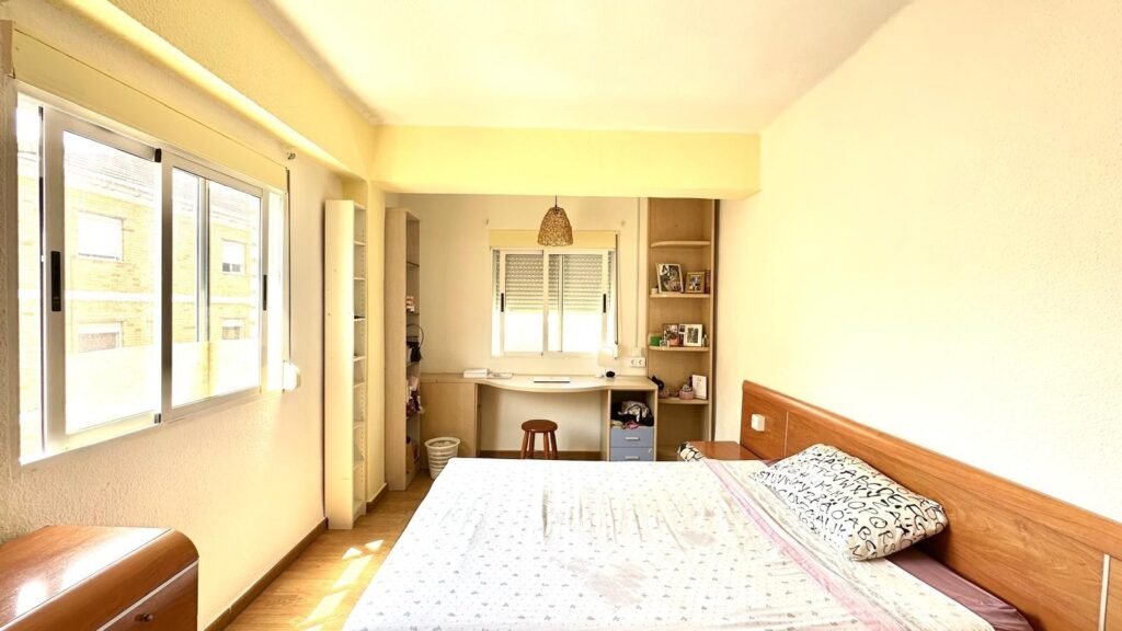 Kolmen makuuhuoneen koti Torreviejassa