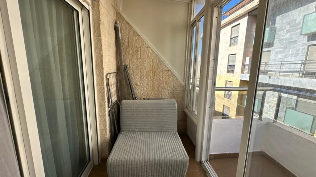 Kalustettu kaksio Torreviejan keskustassa